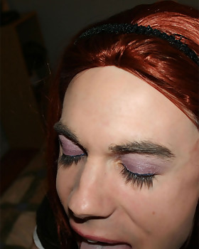 Crossdresser giving great head and getting facial